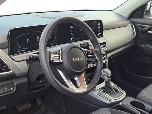 Certified 2026 Kia Seltos LX FWD image 16