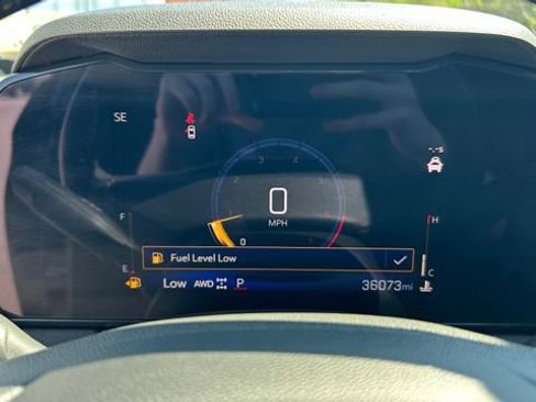 Certified 2024 Chevrolet TrailBlazer LT w/ LT Cold Weather Package AWD/4WD image 24