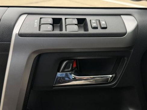 Used 2014 Toyota 4Runner SR5 image 23