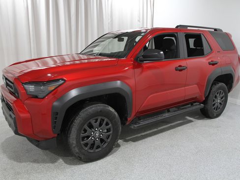 Used 2025 Toyota 4Runner SR5 image 3