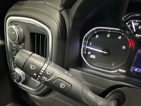 Used 2022 GMC Sierra 2500 AT4 image 22