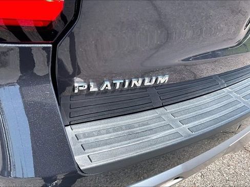 Used 2022 Ford Expedition Max Platinum AWD/4WD image 8