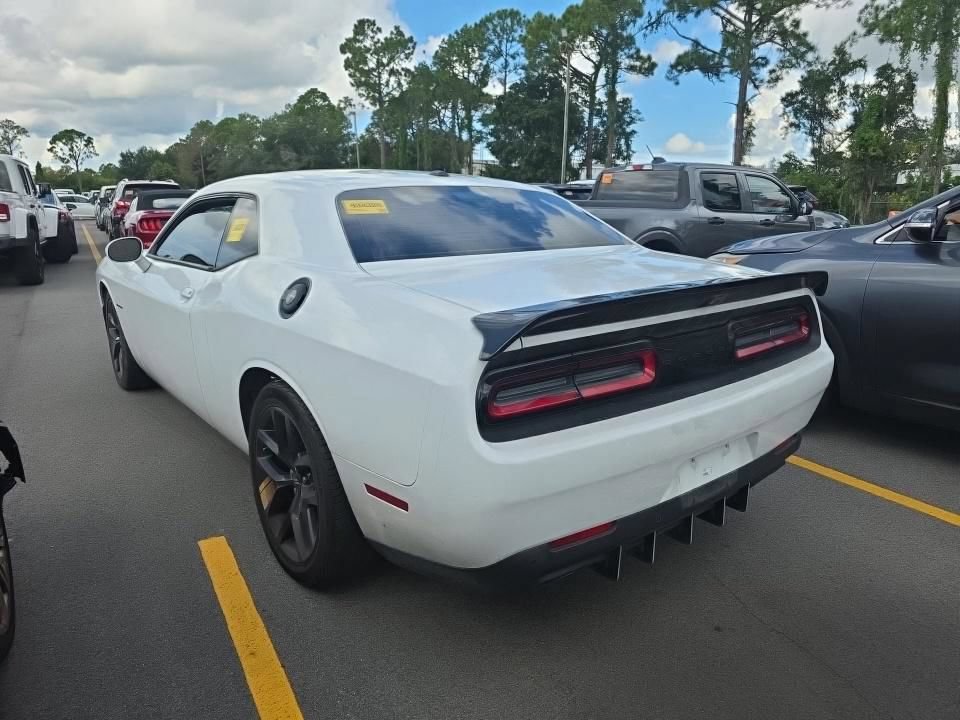 Used 2022 Dodge Challenger R/T w/ Blacktop Package RWD image 3