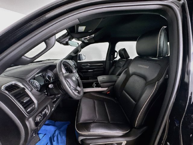 Used 2023 RAM 1500 Laramie AWD/4WD image 25