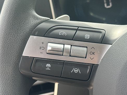 Used 2025 Hyundai Sonata SEL FWD image 24