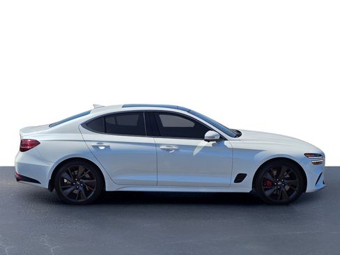 Used 2023 Genesis G70 3.3T w/ Sport Prestige Package RWD image 7
