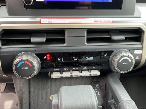 New 2026 Toyota Tacoma TRD Off-Road AWD/4WD image 17