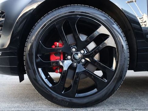 Used 2023 Land Rover Range Rover Evoque R-Dynamic SE image 8