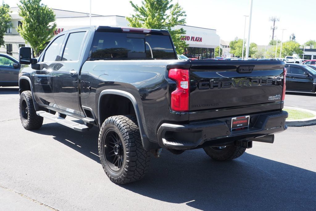 Used 2020 Chevrolet Silverado 2500 High Country AWD/4WD image 4