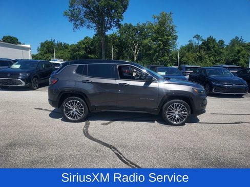 Used 2023 Jeep Compass Limited w/ Elite Group AWD/4WD image 9