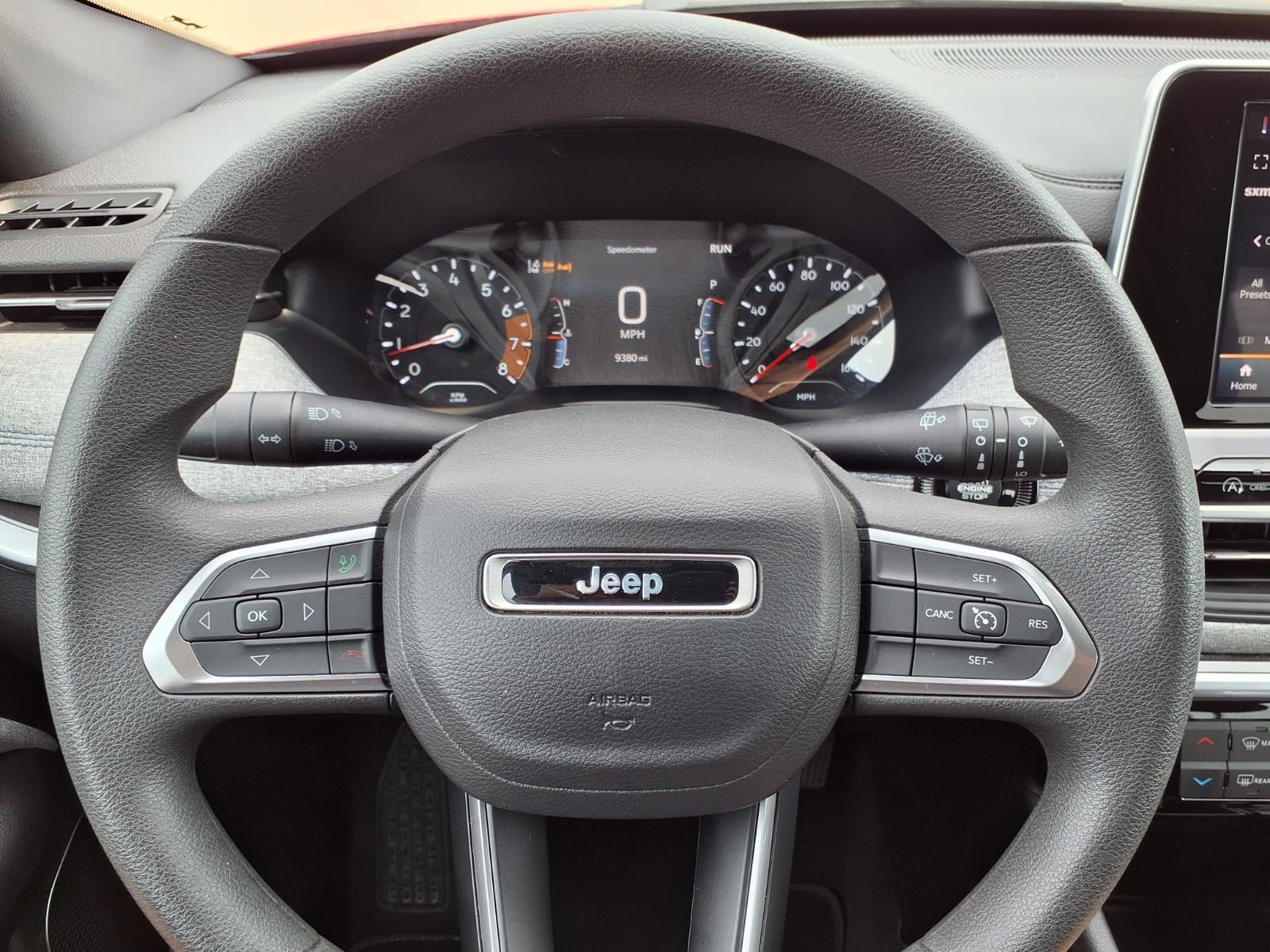 Used 2025 Jeep Compass Sport AWD/4WD image 10