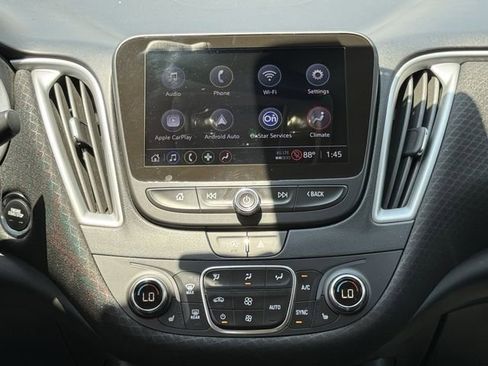 Used 2024 Chevrolet Malibu LT FWD image 19