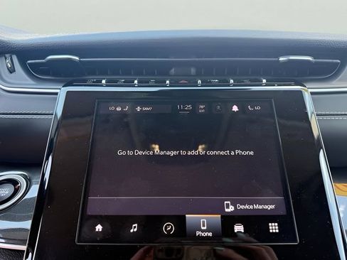 Used 2022 Jeep Grand Cherokee Laredo w/ Luxury Tech Group I AWD/4WD image 23