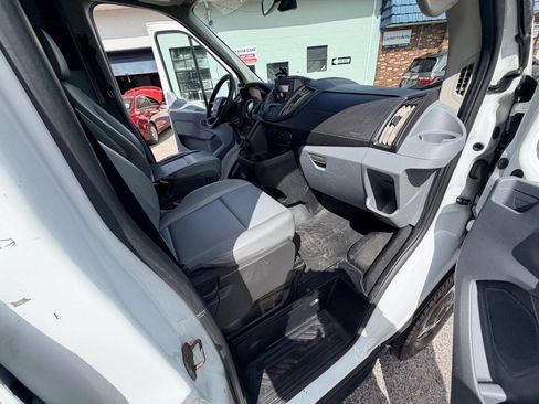 Used 2017 Ford Transit 250 130 Medium Roof RWD image 51