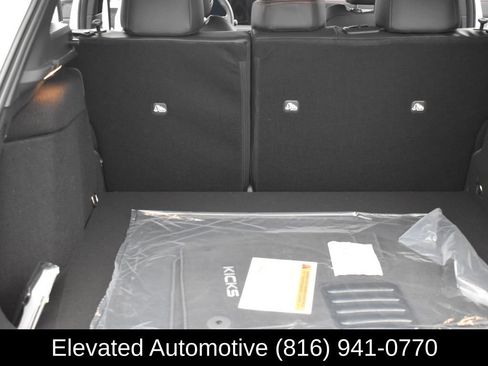 Used 2025 Nissan Kicks SR w/ SR Premium Package AWD/4WD image 19