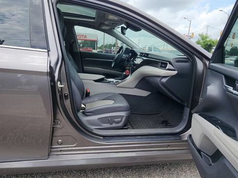 Certified 2020 Toyota Camry XLE w/ Driver Assist Package FWD image 10