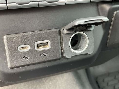 Used 2021 Chevrolet Silverado 1500 RST w/ Bed Protection Package image 38