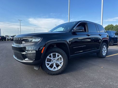 Used 2022 Jeep Grand Cherokee Limited AWD/4WD image 1
