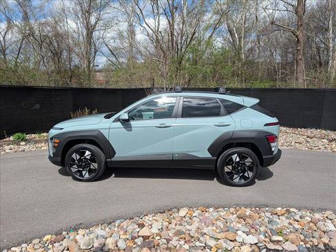 Certified 2024 Hyundai Kona SEL AWD/4WD image 2