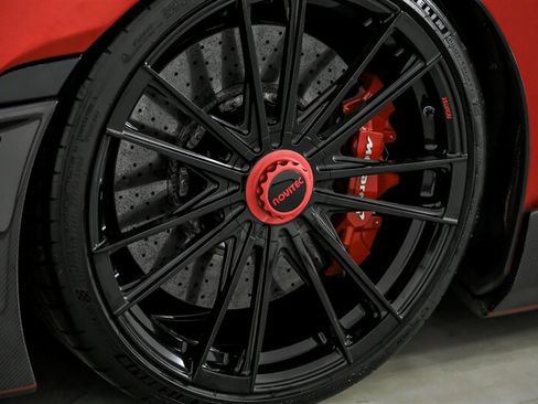 Used 2018 McLaren 720S RWD image 22