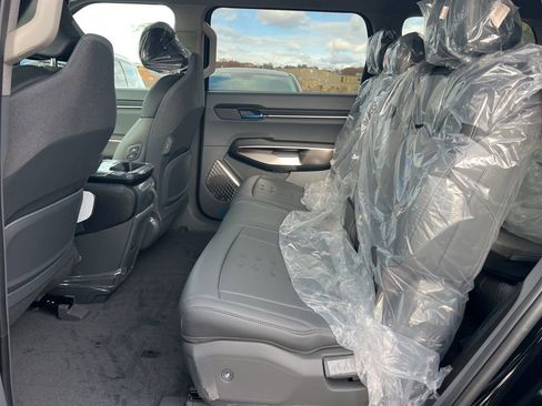 New 2026 Kia EV9 Wind AWD/4WD image 12