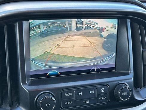 Used 2018 Chevrolet Colorado LT image 20