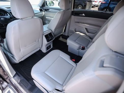 Used 2019 Volkswagen Atlas SE FWD image 45