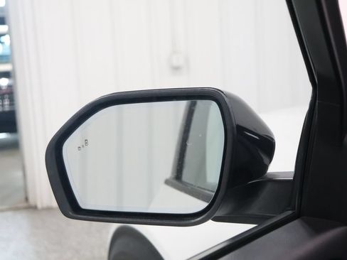 Used 2025 Ford Explorer ST AWD/4WD image 23