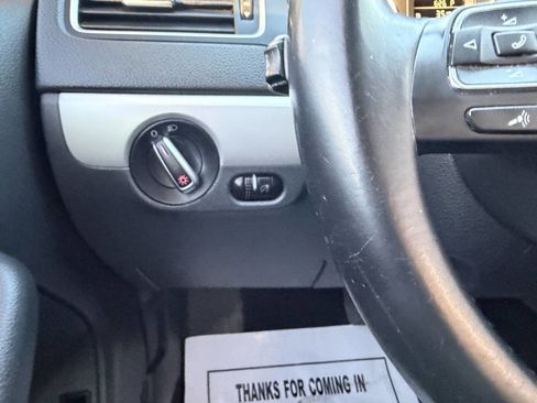 Used 2014 Volkswagen Jetta SE image 27