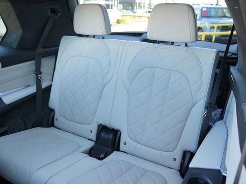 New 2026 BMW X7 xDrive40i w/ M Sport Package image 21