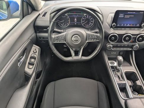 Used 2023 Nissan Sentra SV image 13