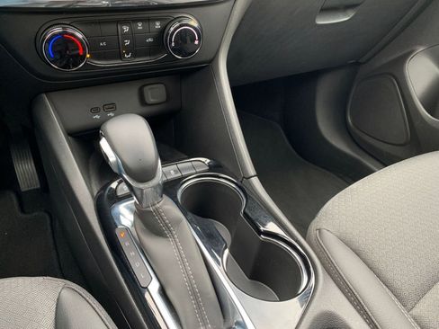 Used 2025 Buick Encore GX Preferred image 39