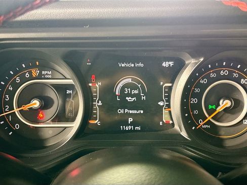 Used 2024 Jeep Gladiator Rubicon w/ Technology Group image 14