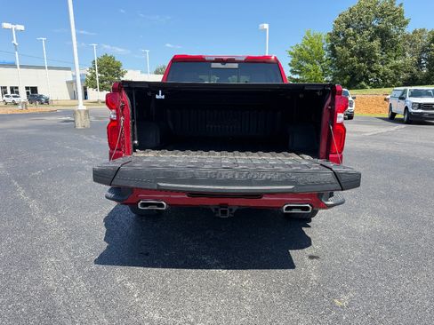 Used 2024 Chevrolet Silverado 1500 High Country AWD/4WD image 12