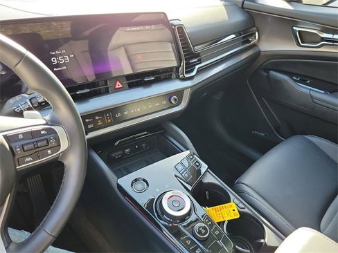 Used 2025 Kia Sportage SX Prestige image 23
