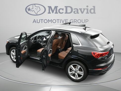 Used 2024 Audi Q3 2.0T Premium Plus w/ Premium Plus Package AWD/4WD image 45