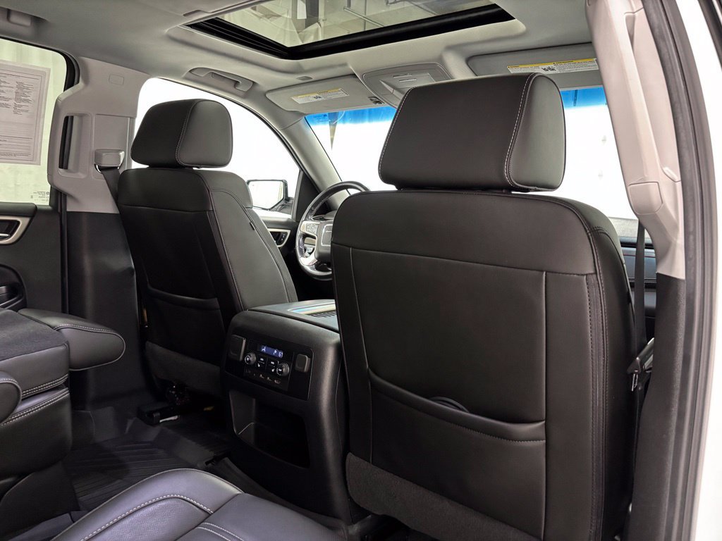 Used 2019 GMC Yukon Denali w/ Open Road Package AWD/4WD image 59