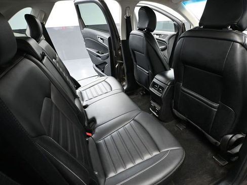 Used 2019 Ford Edge SEL w/ Equipment Group 201A image 42