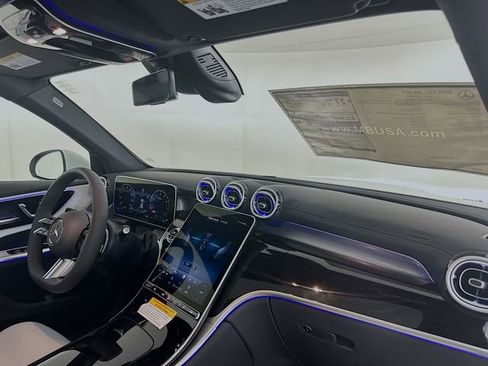 Used 2026 Mercedes-Benz GLC 300 GLC 300 image 29