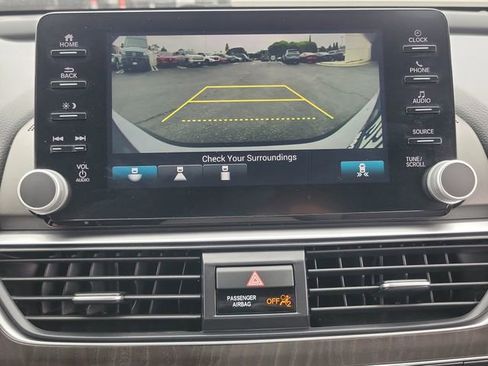 Certified 2020 Honda Accord EX image 28