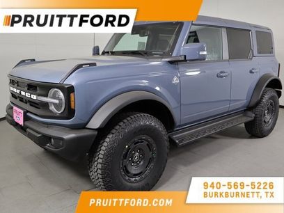 New 2025 Ford Bronco Outer Banks w/ Sasquatch Package