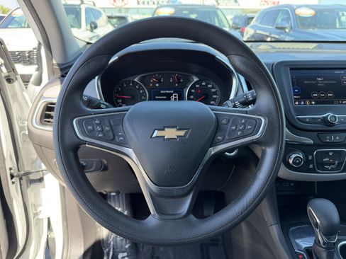 Used 2023 Chevrolet Equinox LT FWD image 18