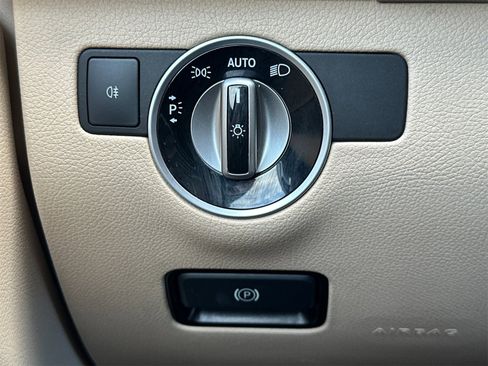 Used 2018 Mercedes-Benz GLE 350 image 31