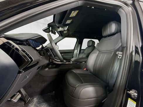 New 2026 Land Rover Range Rover Sport Dynamic SE AWD/4WD image 11