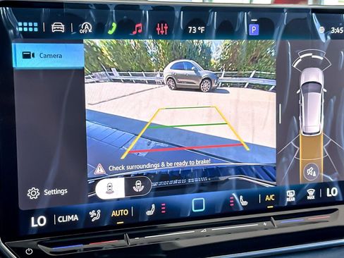 New 2026 Volkswagen Tiguan SE R-Line image 18