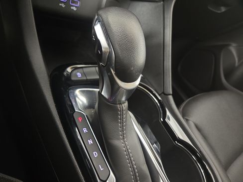 Used 2024 Buick Encore GX Sport Touring w/ Comfort Package FWD image 21