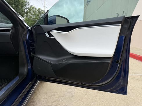 Used 2018 Tesla Model S 100D AWD/4WD image 20