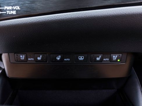 Used 2023 Lexus ES 350 Ultra Luxury image 27