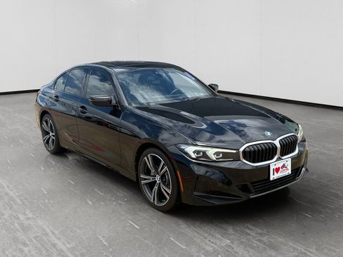 Used 2023 BMW 330i Sedan w/ Convenience Package RWD image 7
