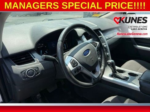 Used 2011 Ford Edge SEL FWD image 10